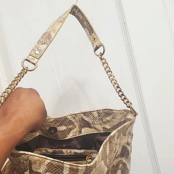 Tan Leather Gold Shimmer Python Print Shoulder Bag 🌴 - Picture 7 of 7